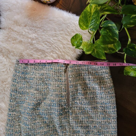 Ann Taylor Gold and Blue Boucle Skirt Size 6 - Picture 2 of 7